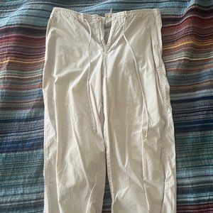 Women's White House Black Market Capris Size 4 White